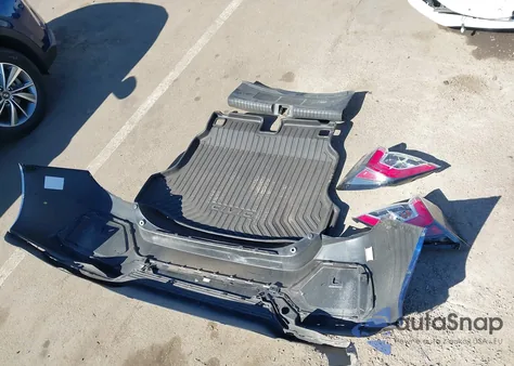 2018 Honda Civic Lx z USA, uszkodzony, nr VIN SHHFK7H26JU231375